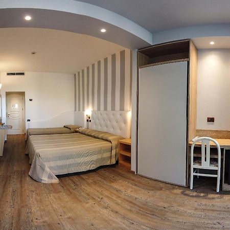 Hotel Derby Exclusive Milano Marittima Extérieur photo