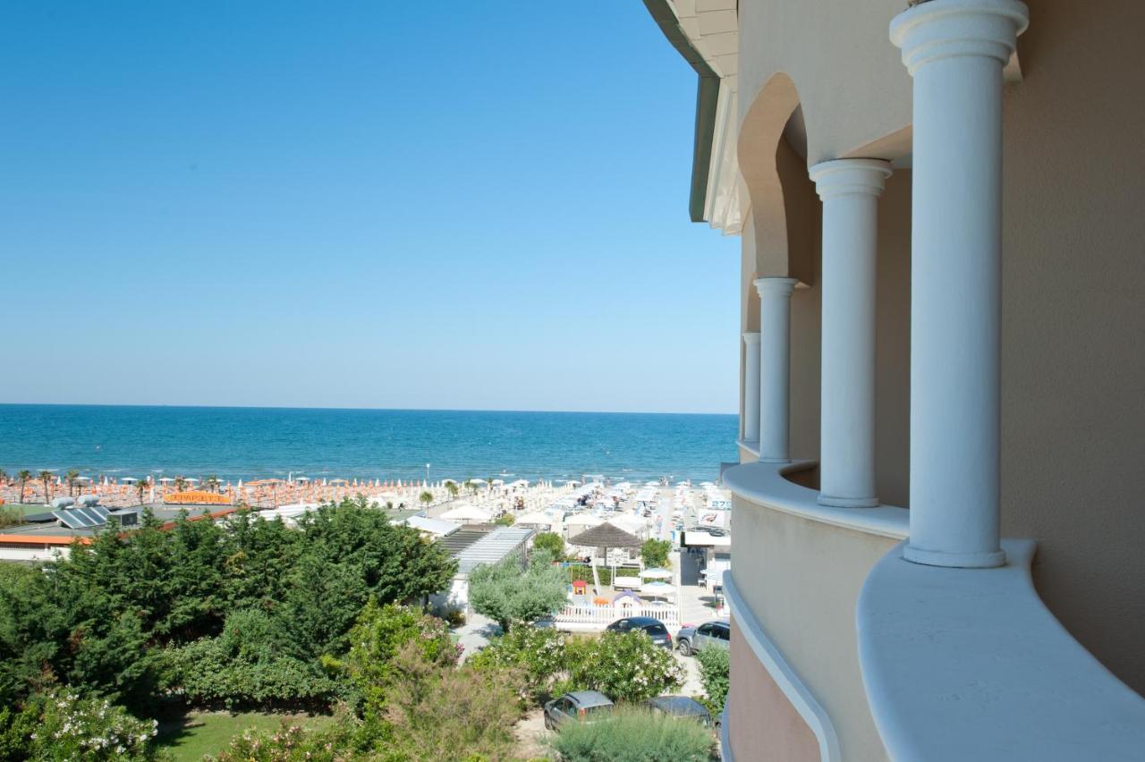 Hotel Derby Exclusive Milano Marittima Extérieur photo