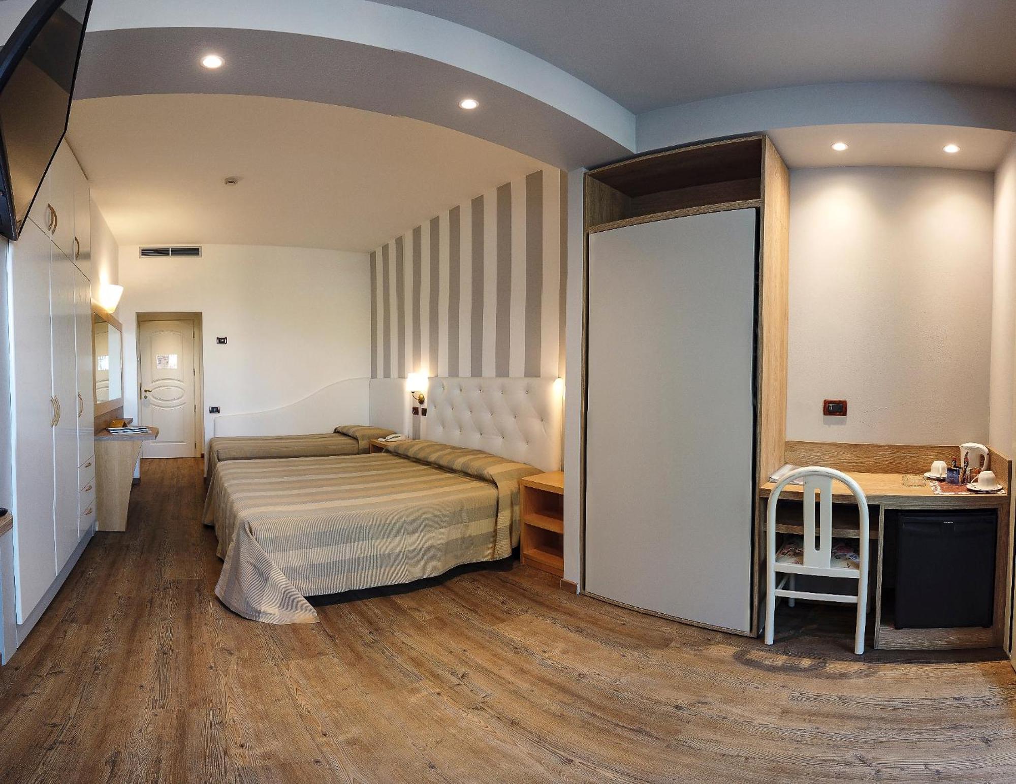 Hotel Derby Exclusive Milano Marittima Extérieur photo