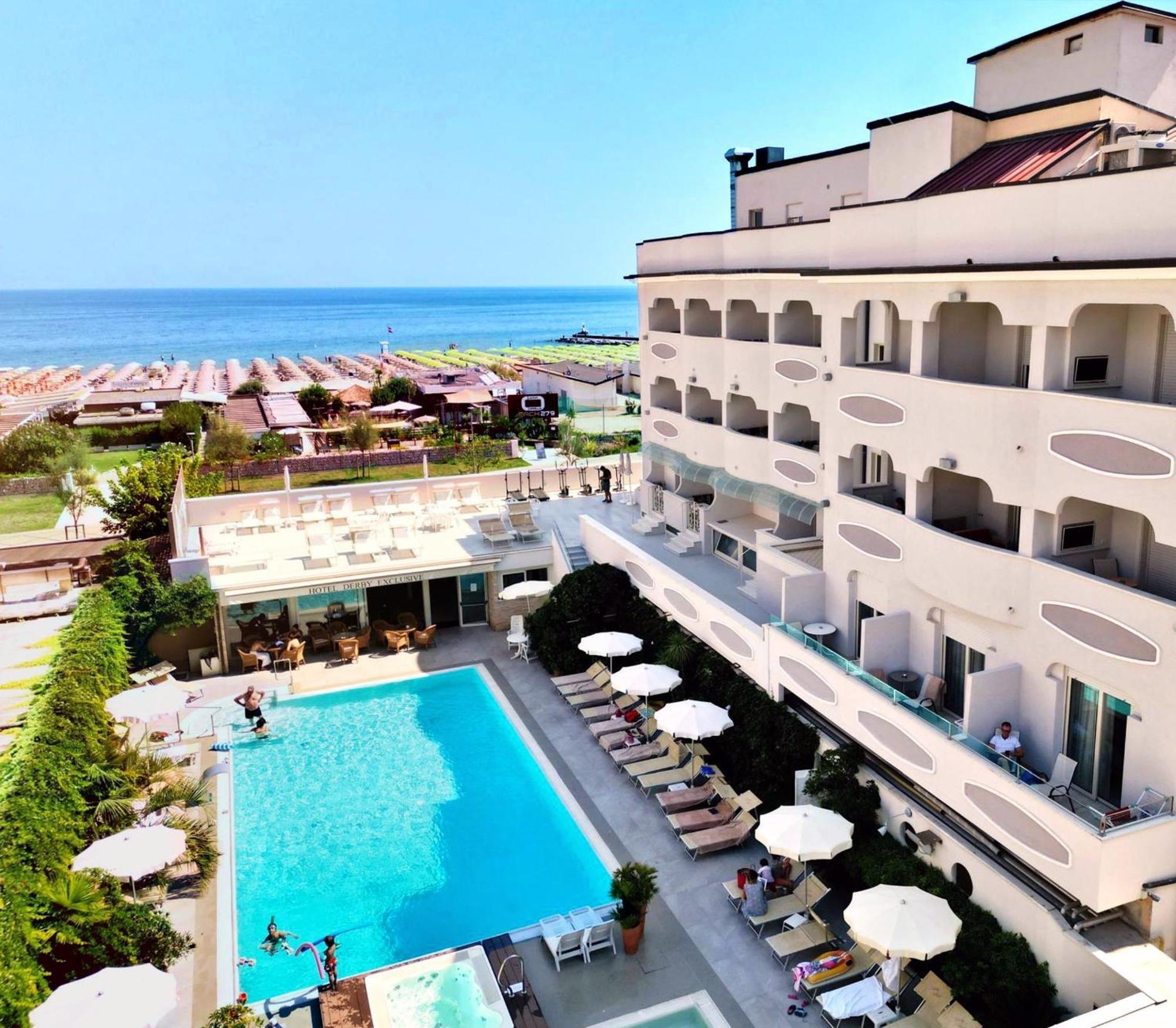 Hotel Derby Exclusive Milano Marittima Extérieur photo