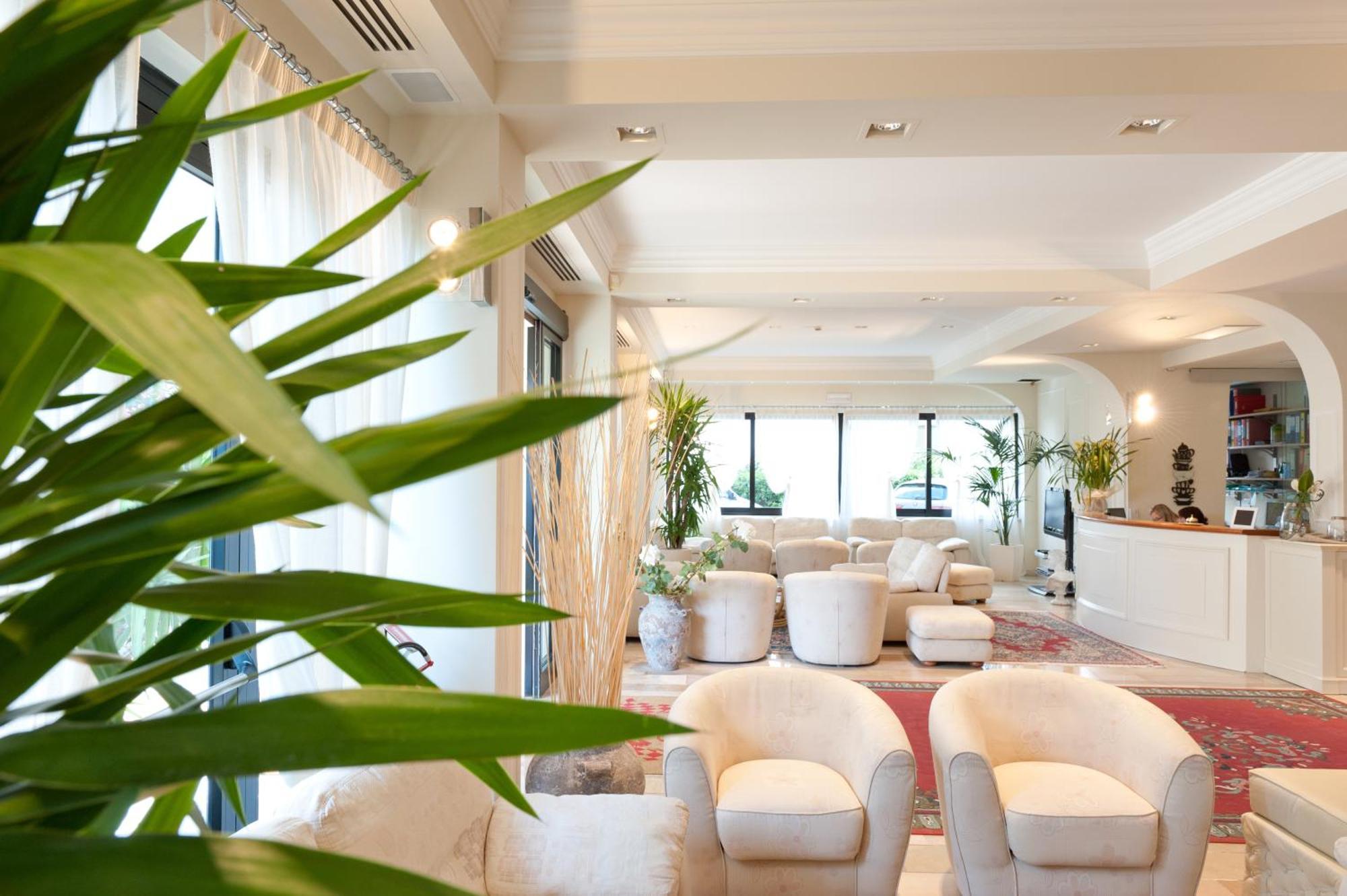Hotel Derby Exclusive Milano Marittima Extérieur photo