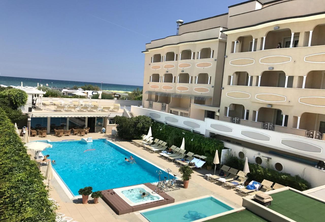 Hotel Derby Exclusive Milano Marittima Extérieur photo